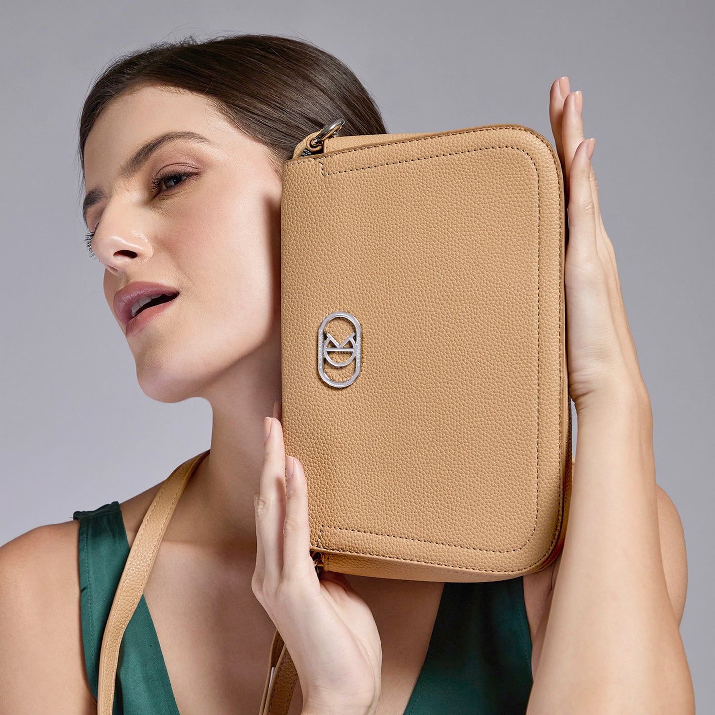 ELSA Crossbody Bag