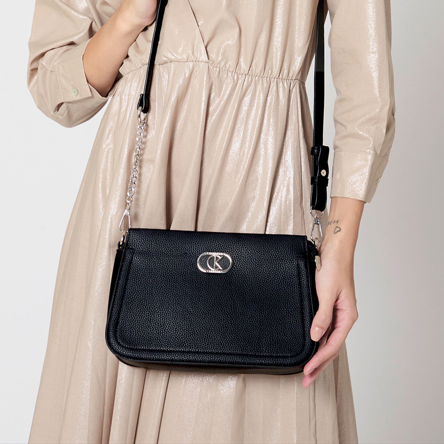 ELSA Crossbody Bag