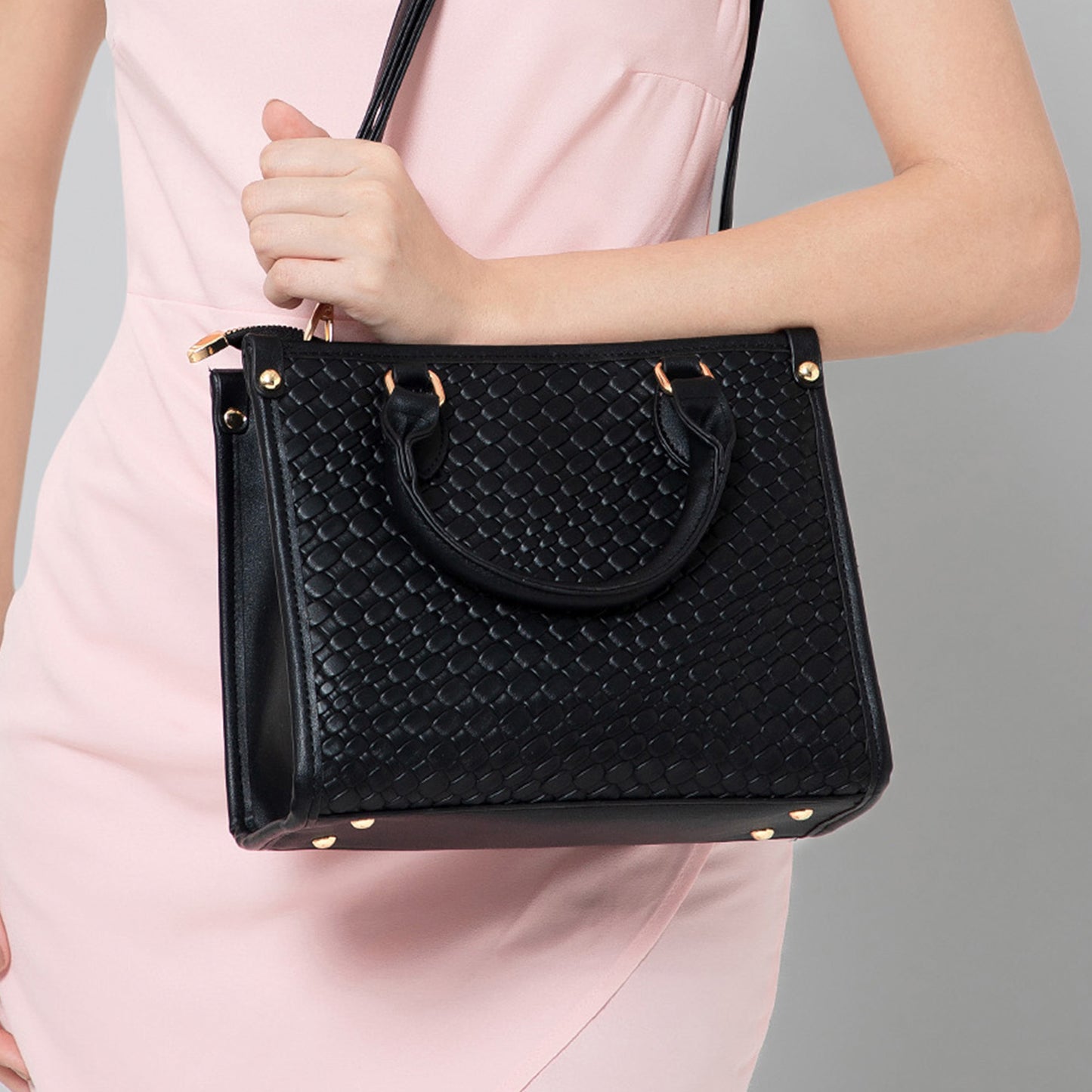 ELVIA Handbag