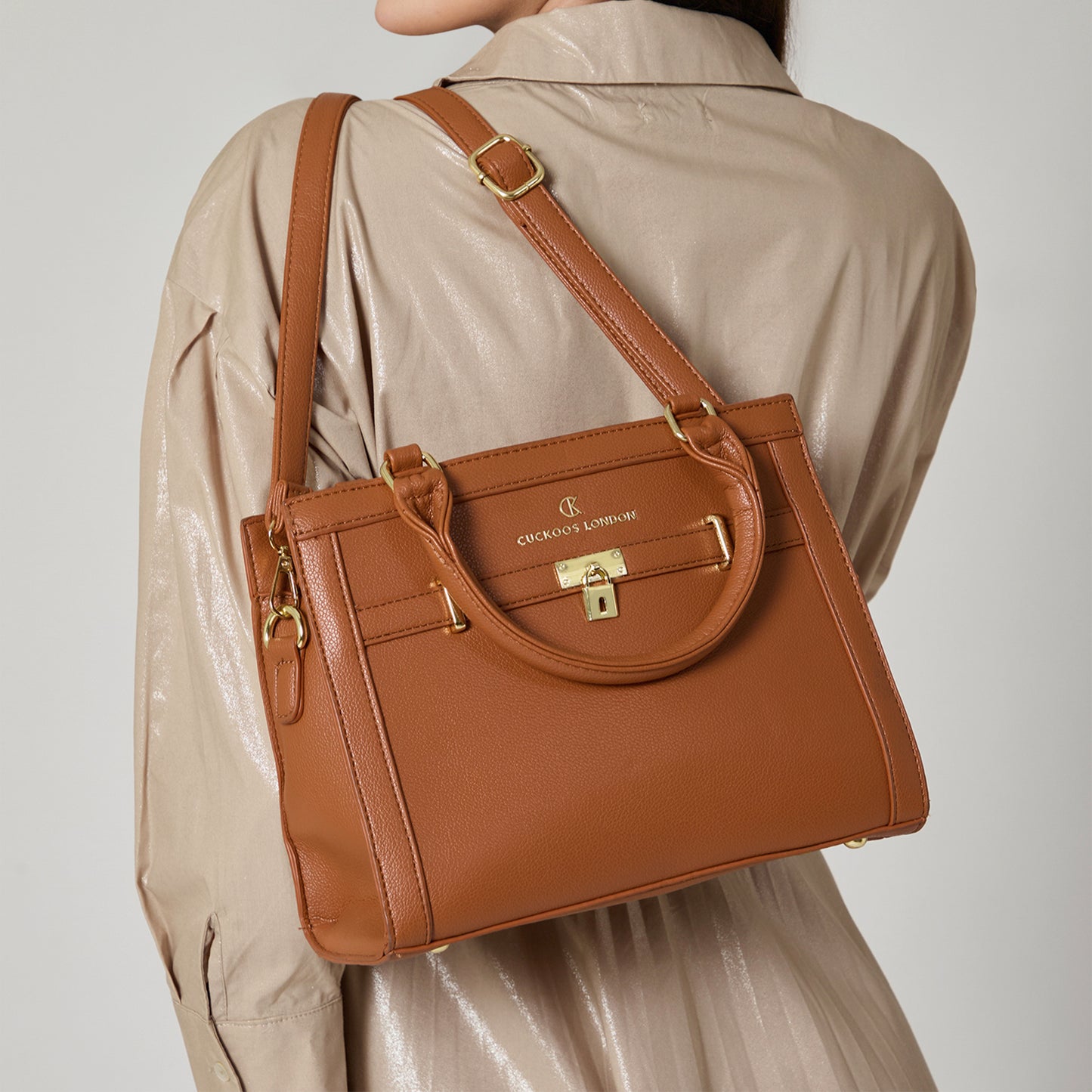 DELLA Handbag