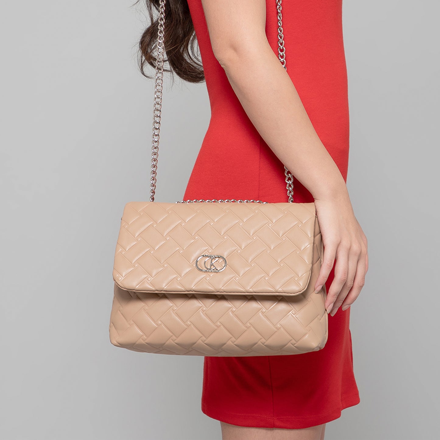 KLARA Shoulder Bag