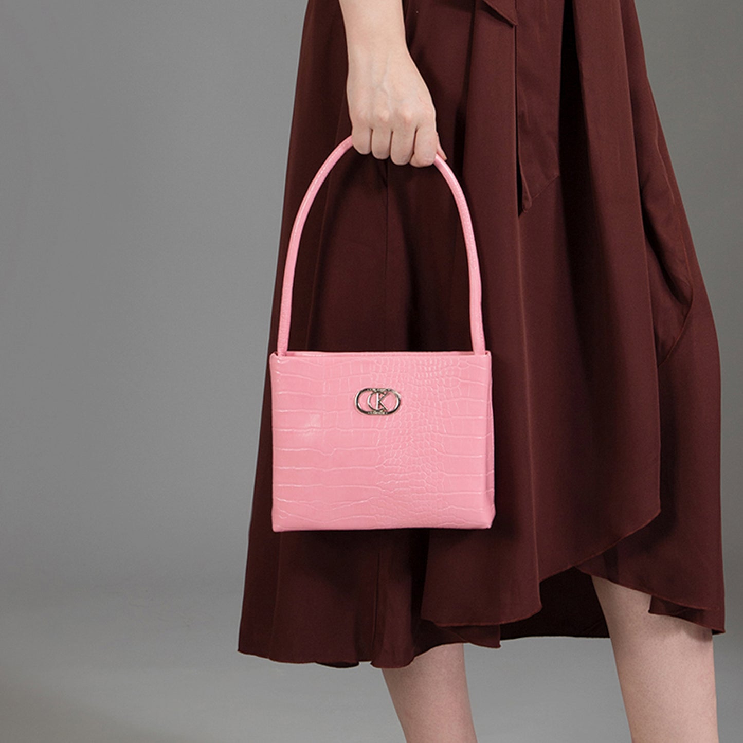 ZOE Shoulder Bag