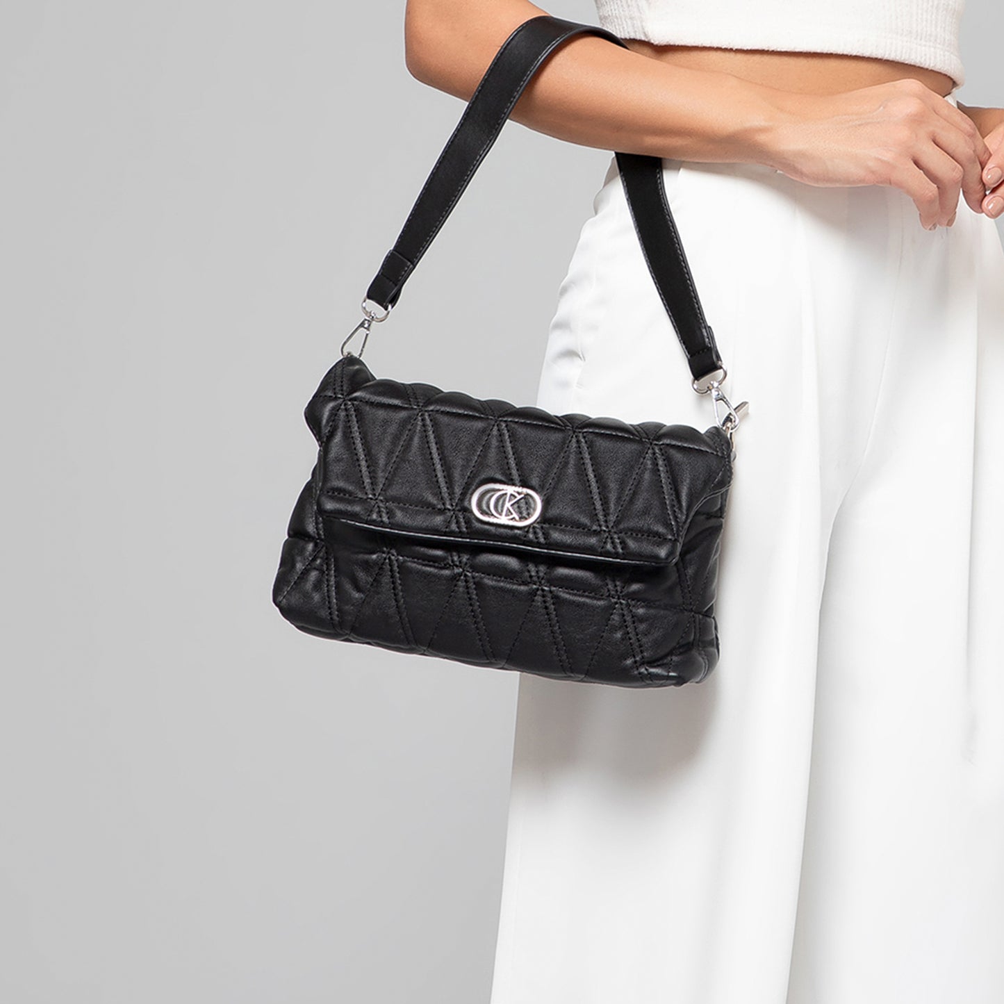 ELIZA Quilted Shoulder Bag