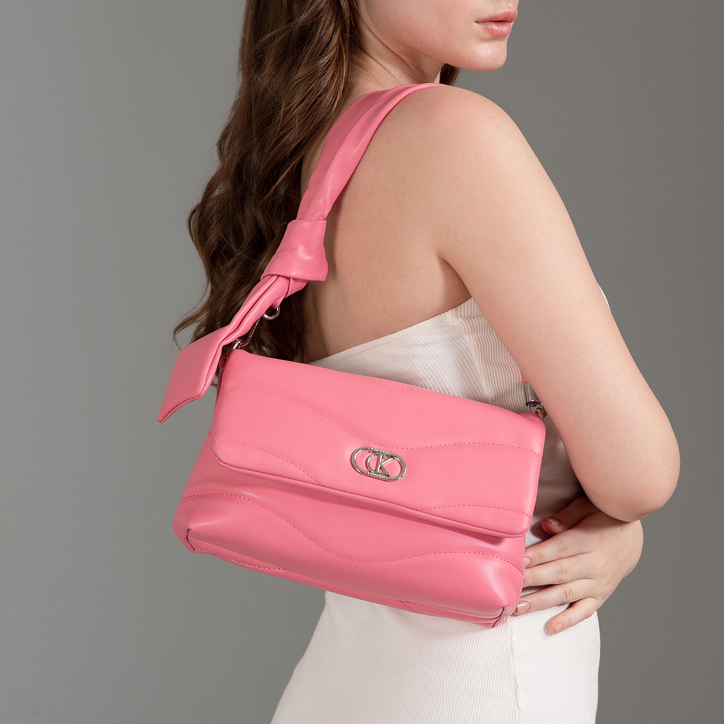 ARETE Shoulder Bag