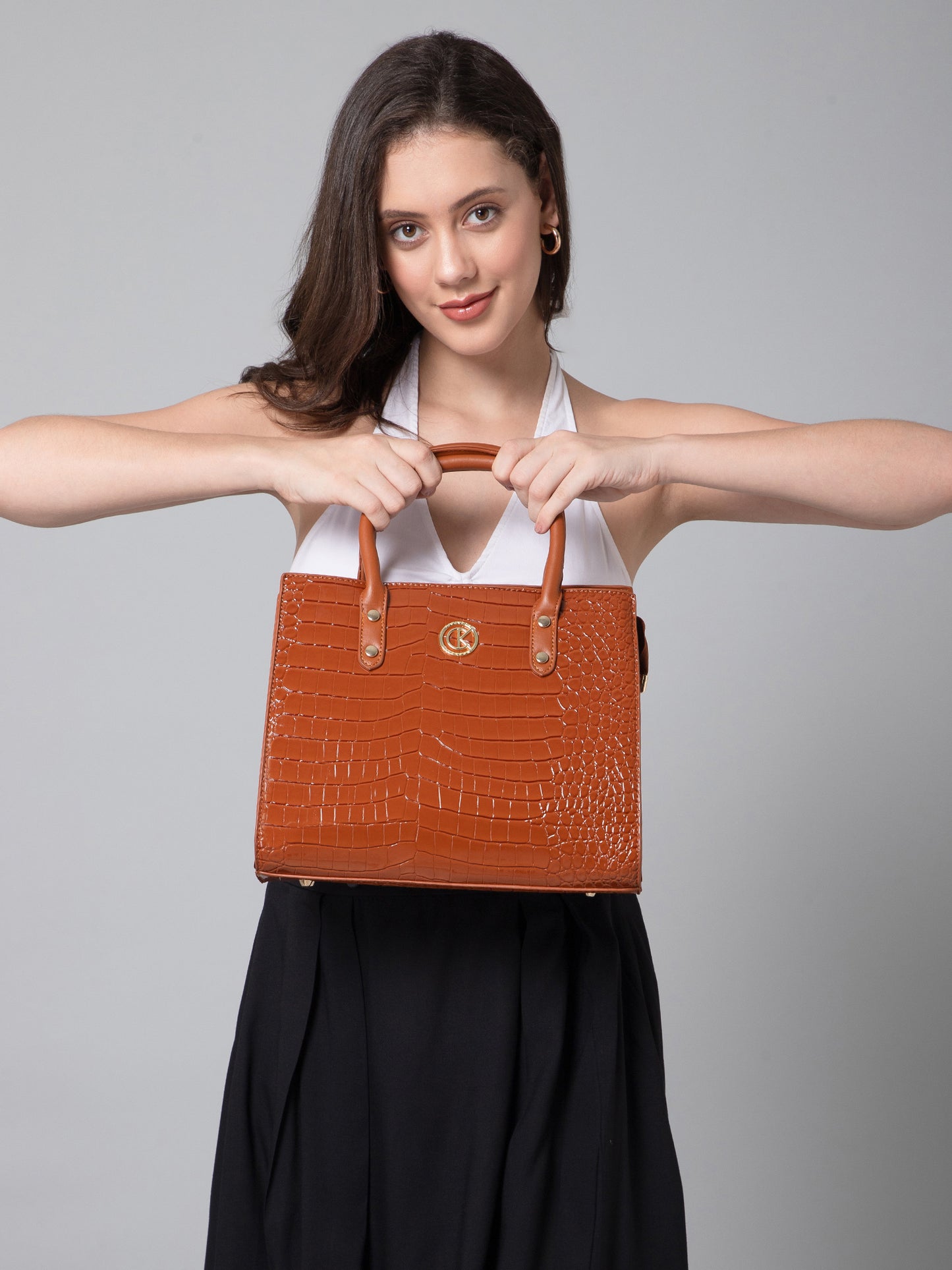 AMALI Satchel Bag