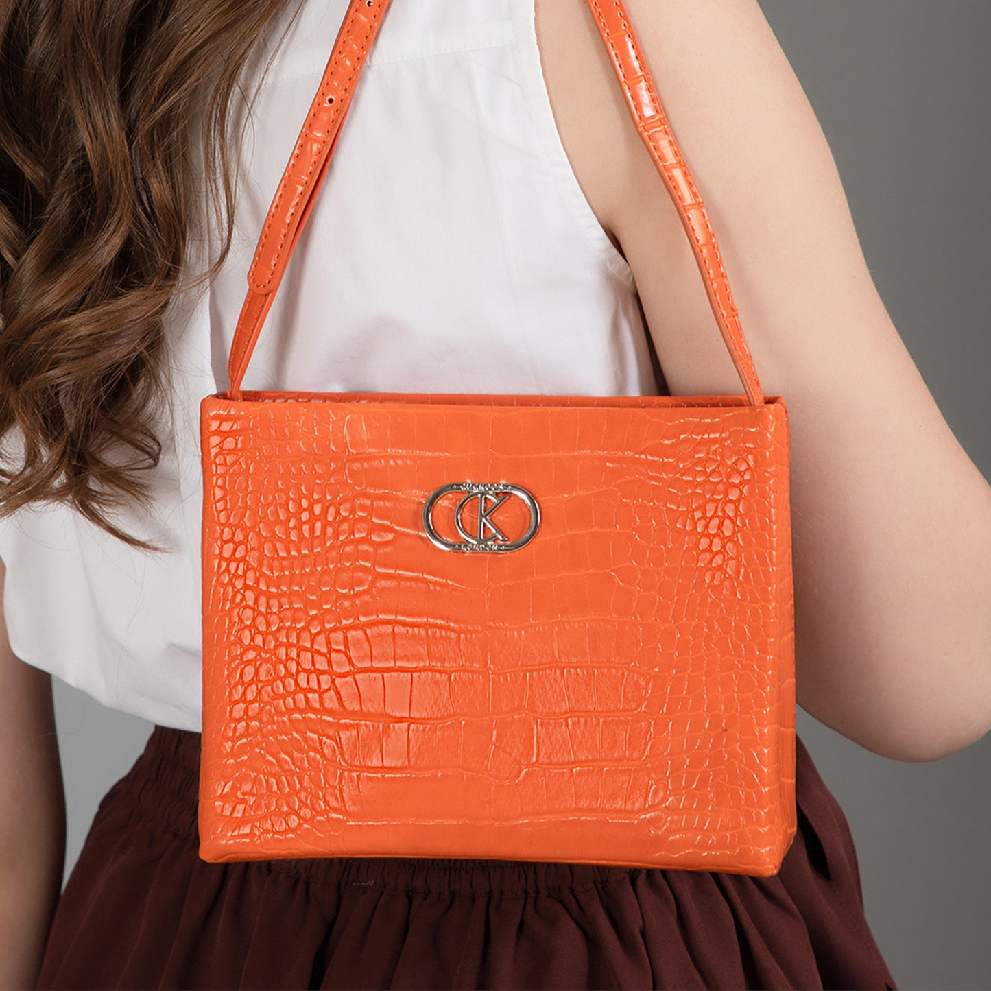 ZOE Shoulder Bag