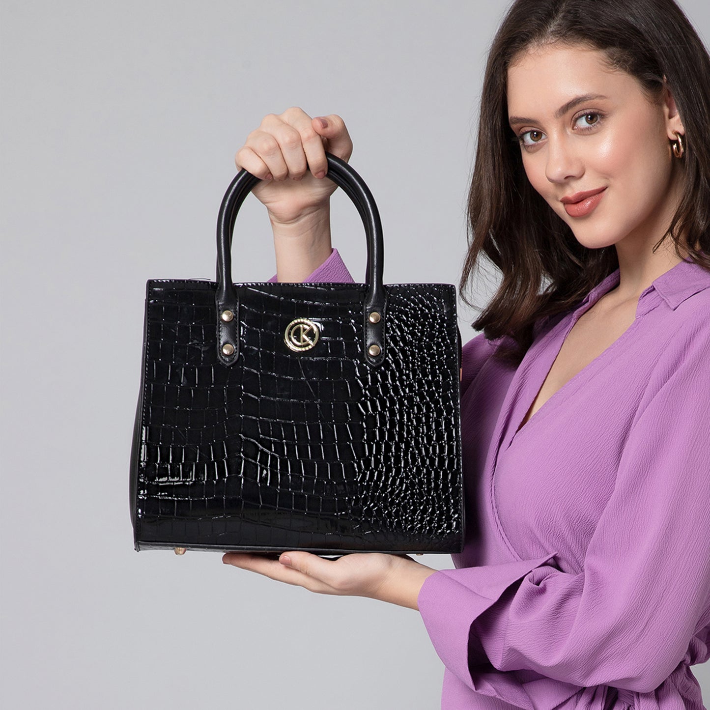 AMALI Satchel Bag