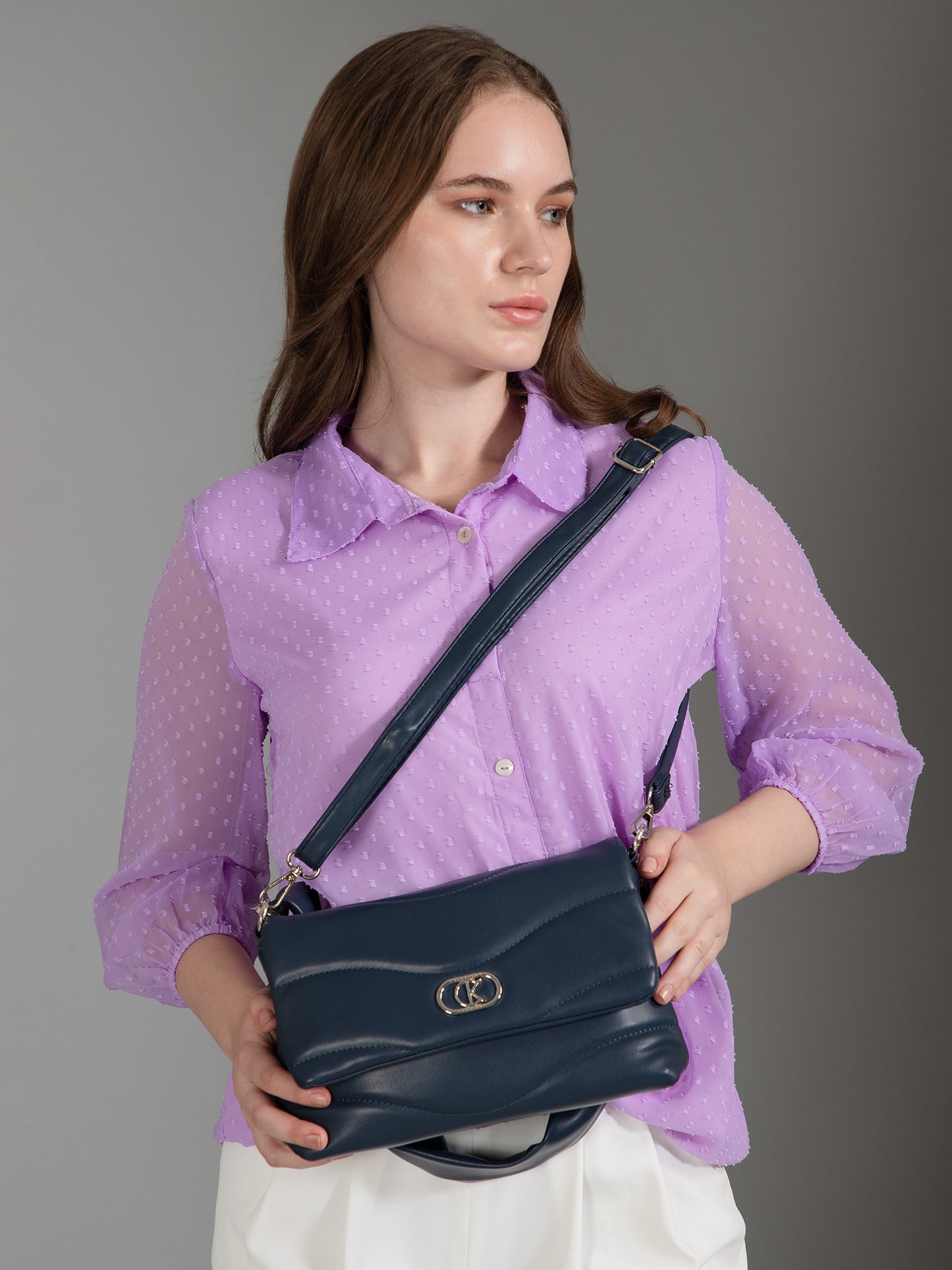 ARETE Shoulder Bag